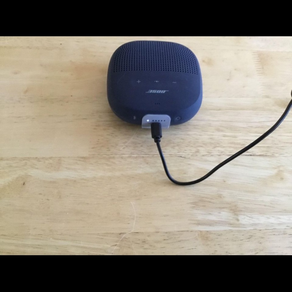 Bise Soundlink Micro Bluetooth Speaker
